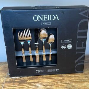 Oneida Avery 18/10 Stainless Steel 78pc. Flatware Set Service for 12
